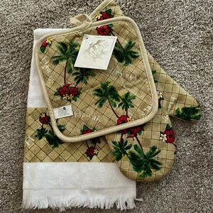 NWT - 3 pieces Oven Mitt, Towel and Potholder